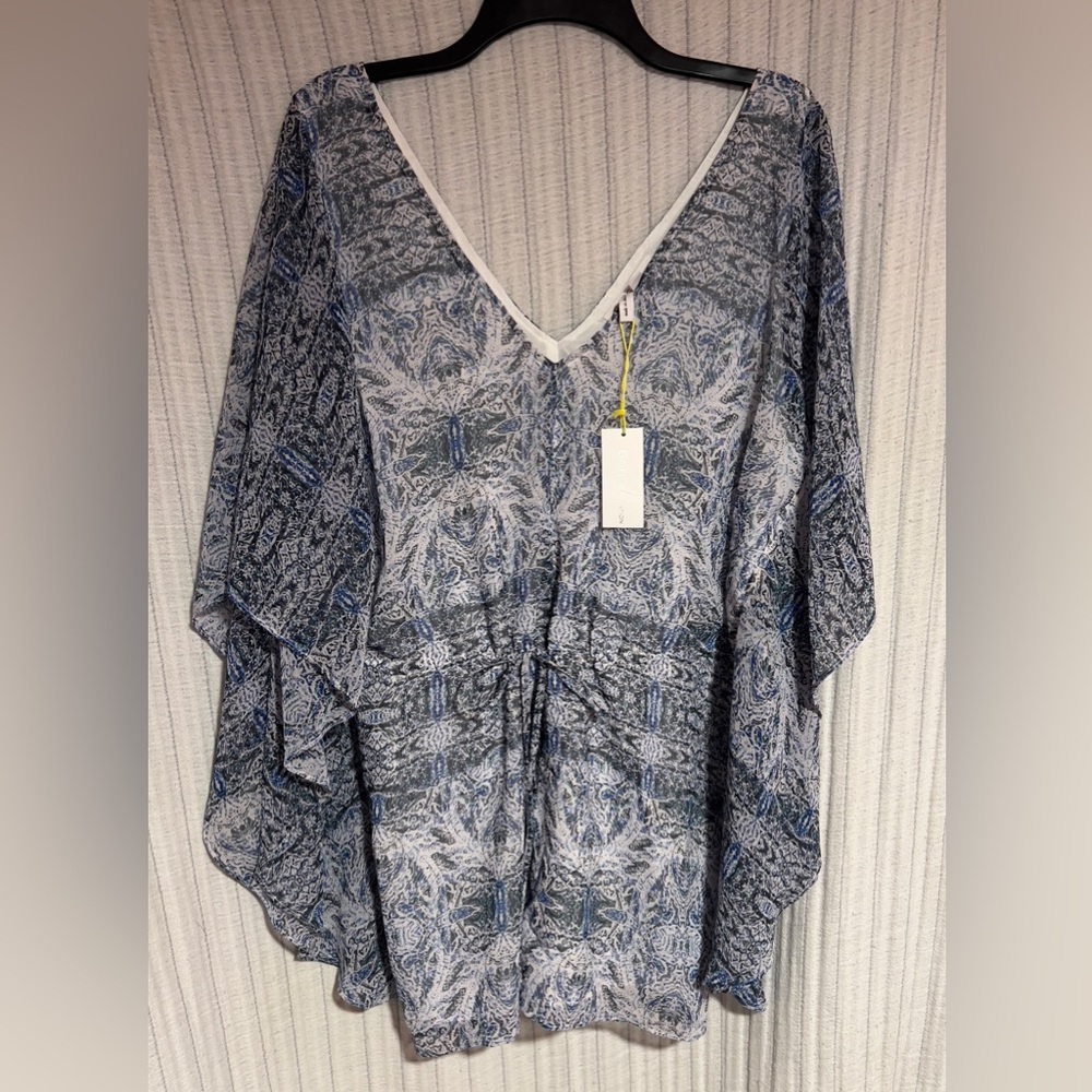 BCBGeneration Blue and White Patterned Romper